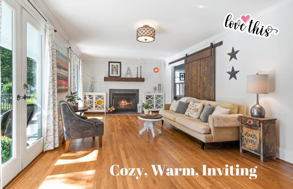 clean your home fast
comfortable living room
neutral colors